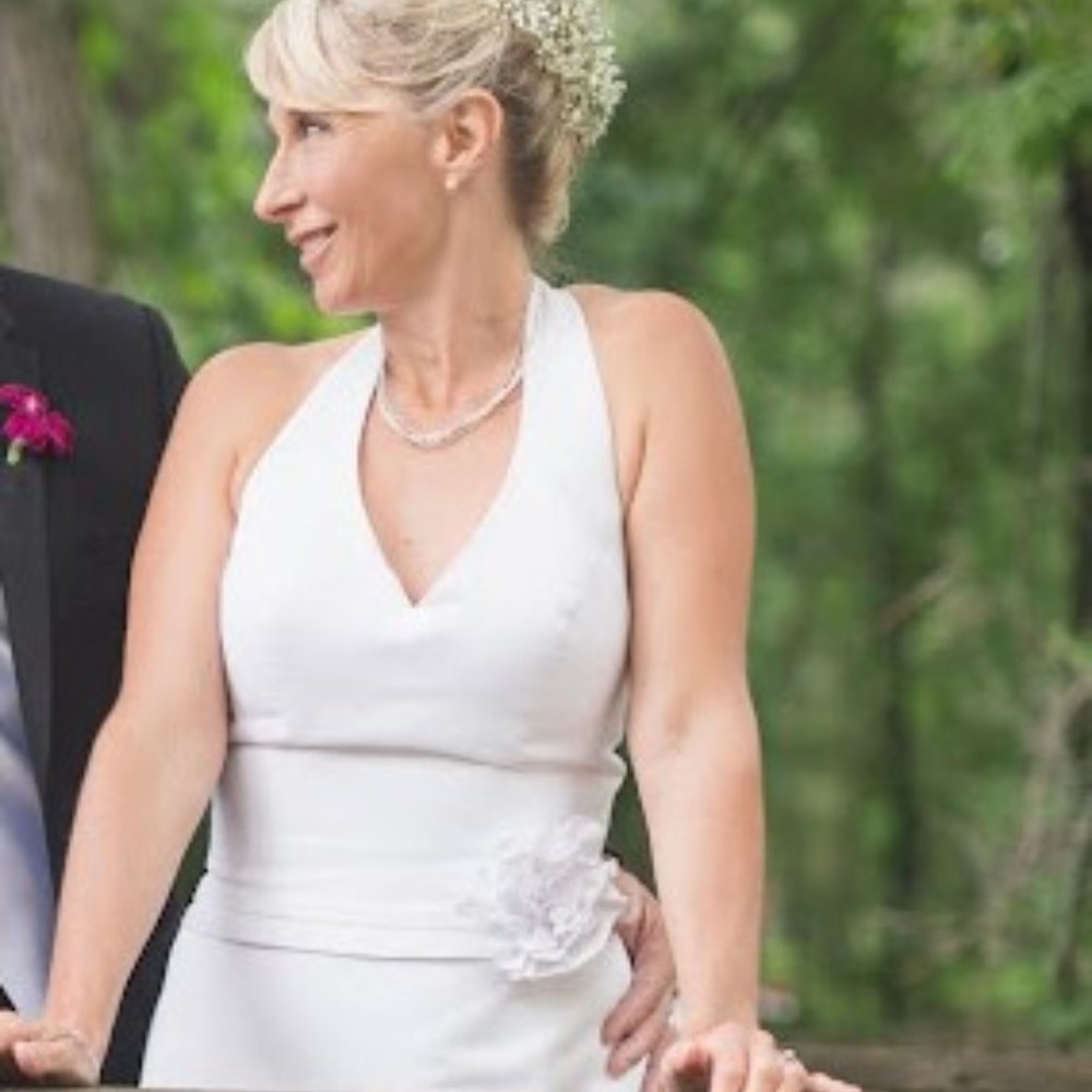 Wedding Dress Size 10 - sporty & classy